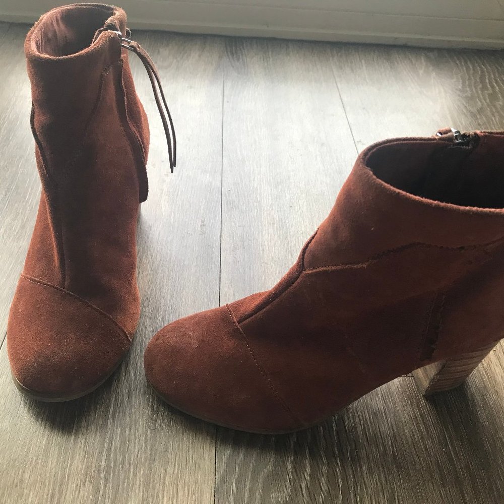 TOMS rust suede heeled booties